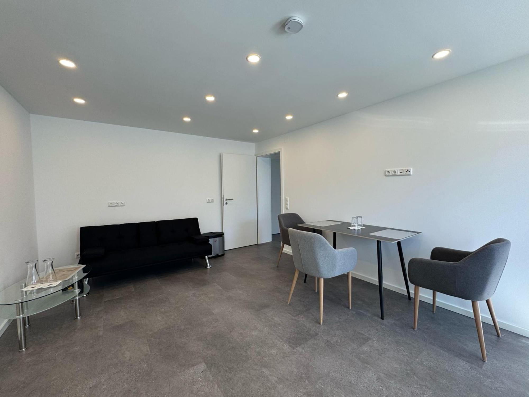 W&P Living Wohnung Mit Ausblick - Parkplatz Biberbach  Dış mekan fotoğraf